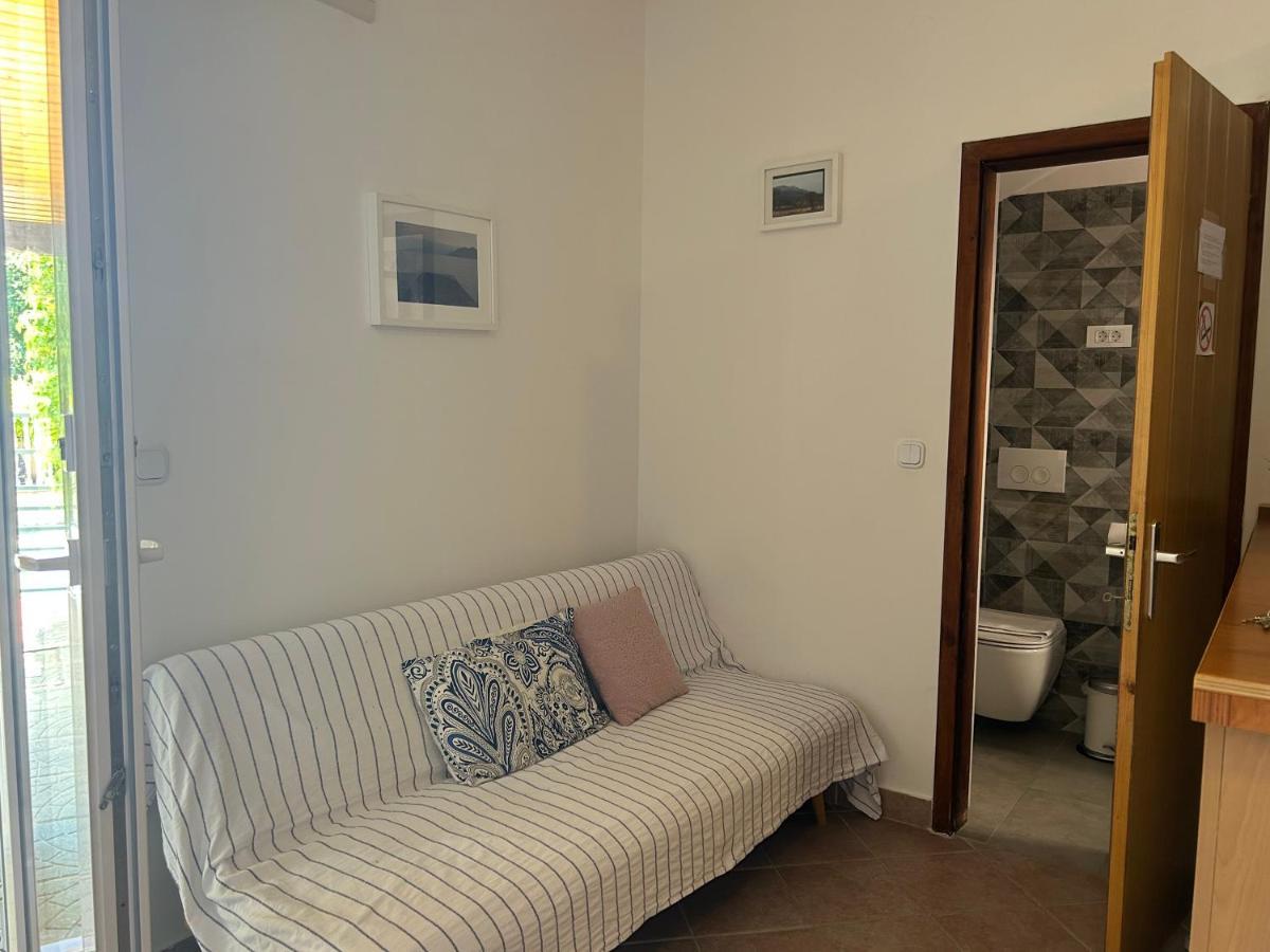 Apartmani Roko Baska  Exterior photo