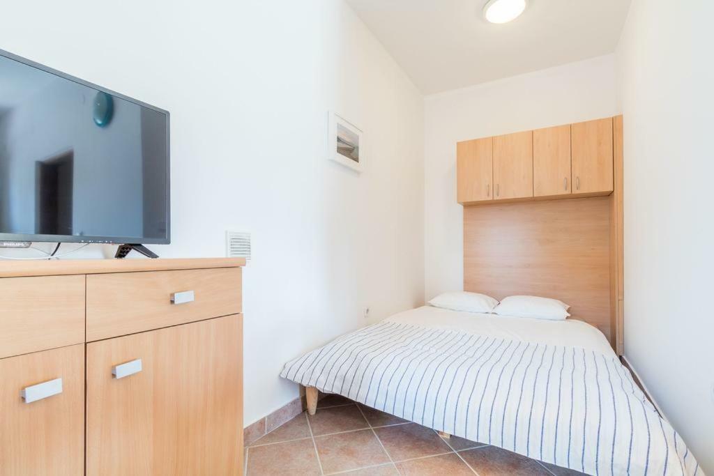 Apartmani Roko Baska  Exterior photo